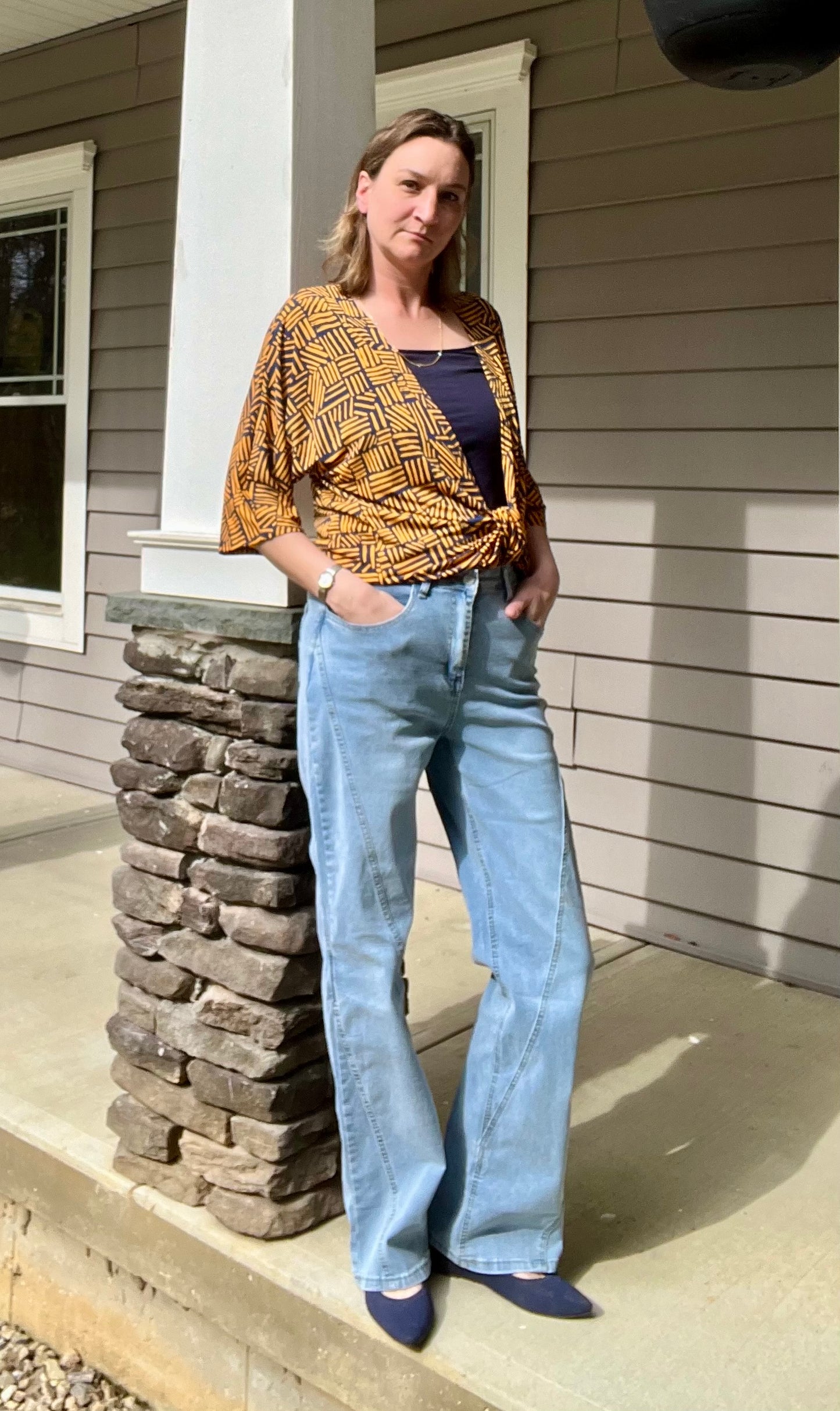 High Waisted Jeans with Seams