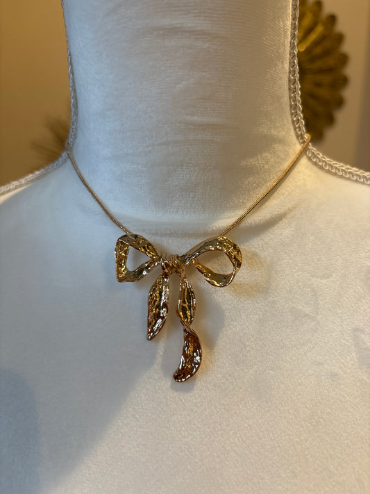 Big Bow Energy Gold Necklace