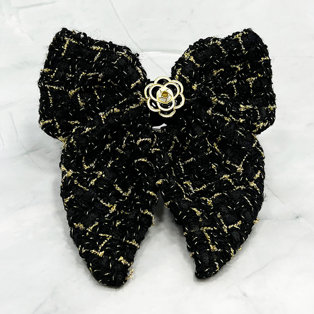 Tweed Bow Clip