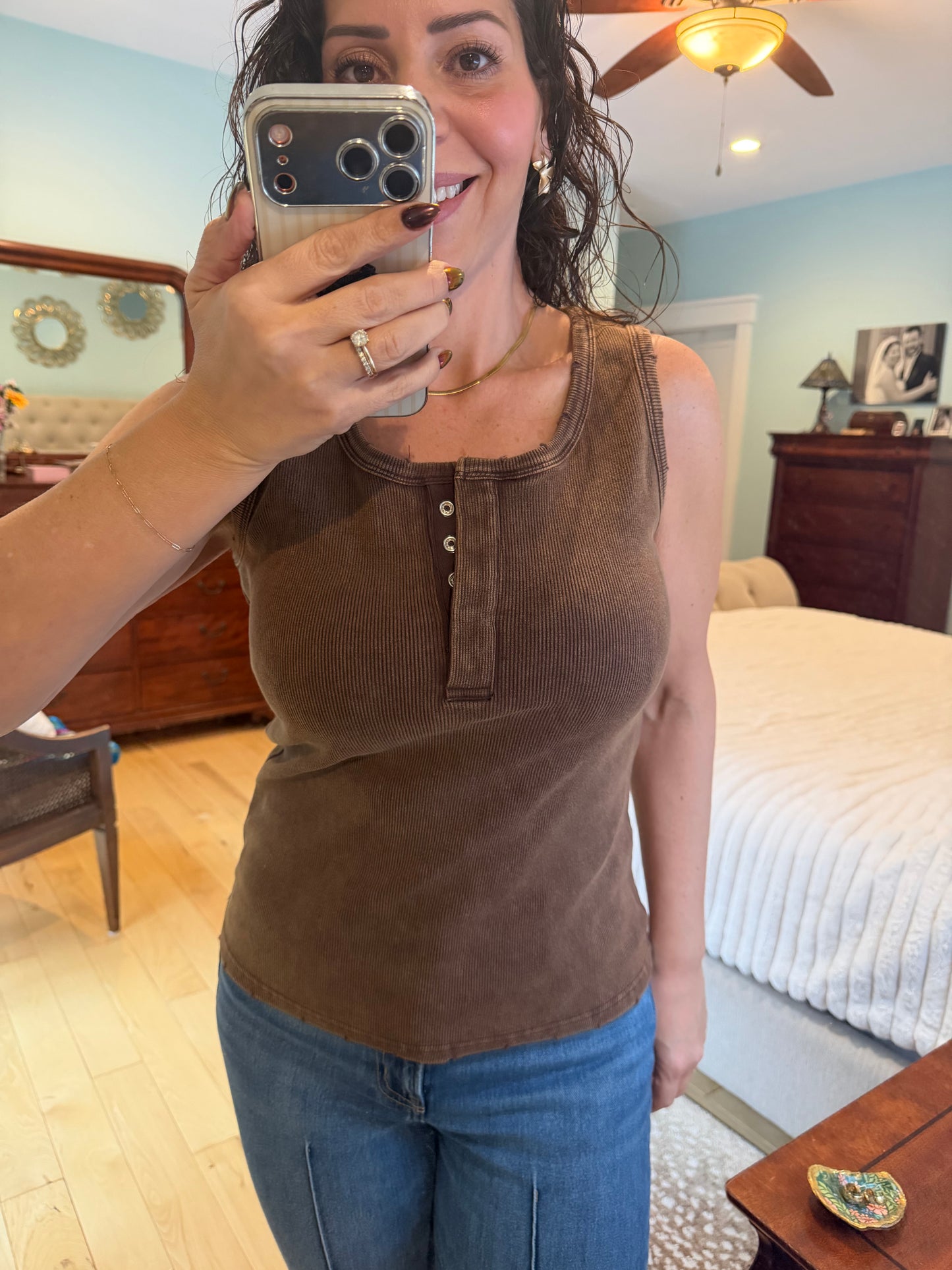 Vintage Distressed Mineral Wash Tank